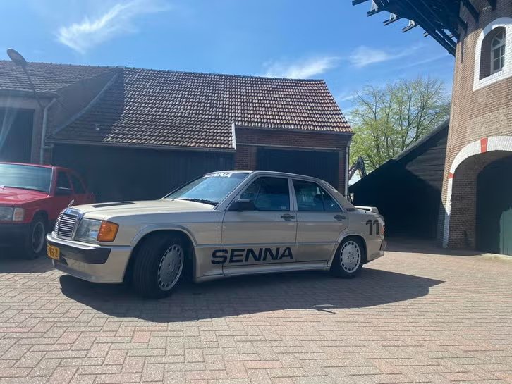 Senna silver smoke in very good condition